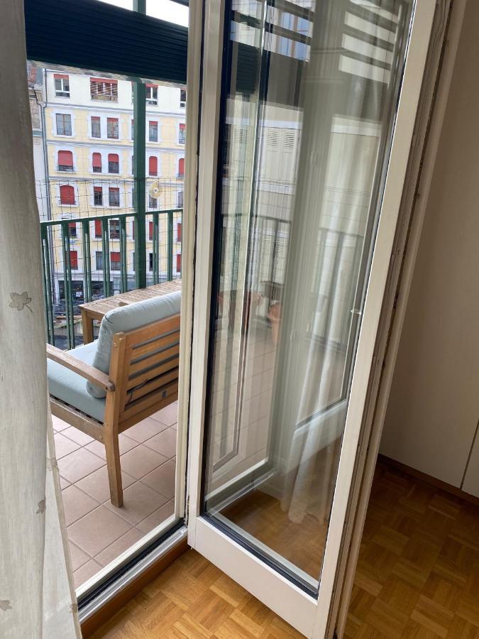 Geneve, Plein Centre,Belle Vue Lac, Splendide Et Grand Appartement Екстер'єр фото